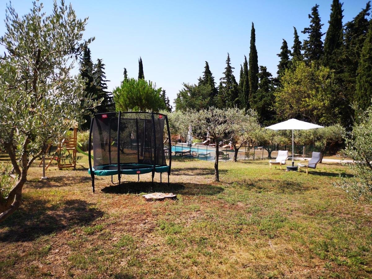 Aparthotel La Bastide Du Limon Mormoiron Exteriér fotografie